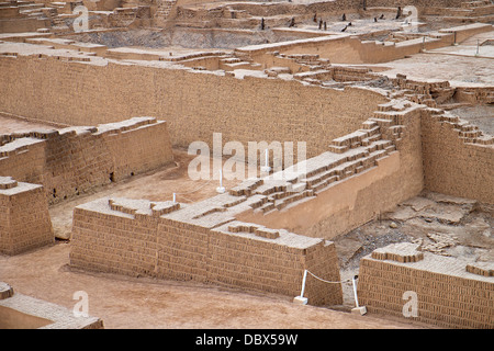 La demeure de Huaca Pucllana, un ancien temple dans le quartier Miraflores de Lima au Pérou. Banque D'Images