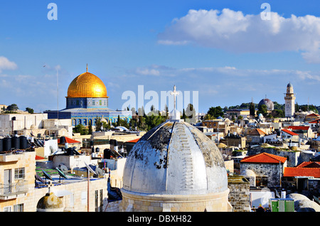 Les toits de la vieille ville de Jérusalem, Israël. Banque D'Images
