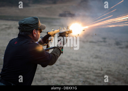 Le bouton Creek Machine Gun Shoot. Banque D'Images