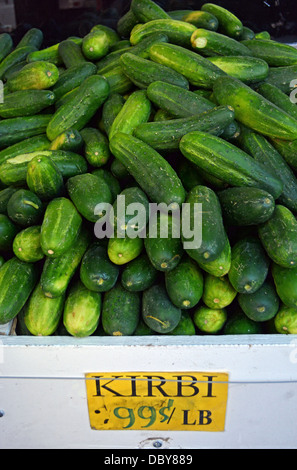 Un signe à un supermarché indien à Jackson Heights Queens New York avec un mot mal orthographié Banque D'Images