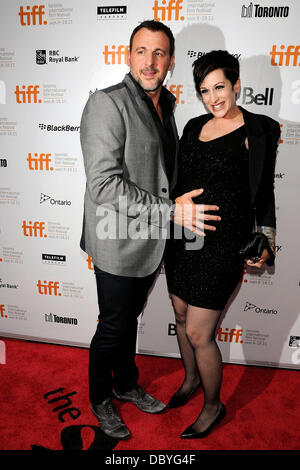 Patrick Huard et Anik Jean 36e Congrès annuel du Toronto International Film Festival - 'Starbuck' premiere arrivée au Roy Thomson Hall. Toronto, Canada - 14.09.11 Banque D'Images