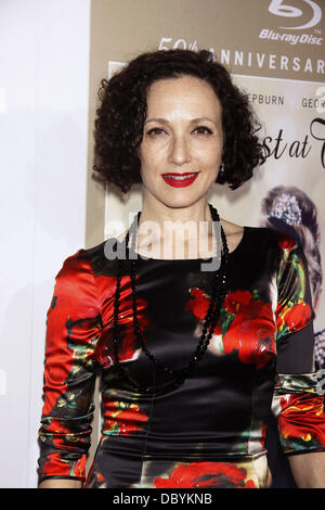 Bebe Neuwirth la célébration du 50e anniversaire / Blu-ray de 'Breakfast At Tiffany's' qui s'est tenue à l'Alice Tully Hall - Arrivées. La ville de New York, USA - 15.09.11 Banque D'Images