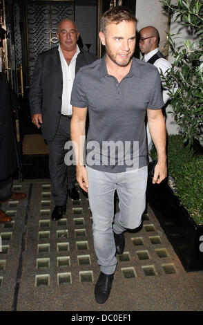 Gary Barlow laissant restaurant Scotts à Mayfair après restauration avec Sir Philip Green. Londres, Angleterre - 28.09.11 Banque D'Images