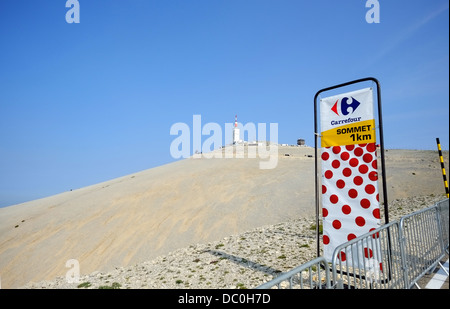 1km du sommet mondial sur le stade 15 de la Tour de France 2013 Givors - Mont Ventoux. Banque D'Images