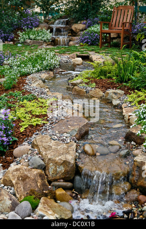 Patio rock, et paysage de fleurs au San Diego County Fair à del mar, ca us. le comté de San Diego County Fair fair est un lieu chaque été au del mar fairgrounds à del mar, en Californie. Banque D'Images