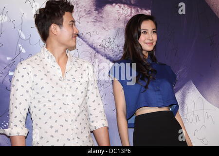 Beijing, Chine. 6e août 2013. Angelababy actrice, acteur Hyun-kyoon Lee, directeur Gao Qunshu et chanteur Na Ying assister à la première du film de crimes passionnels à Beijing, Chine, le mardi 6 août 2013. Credit : TopPhoto/Alamy Live News Banque D'Images