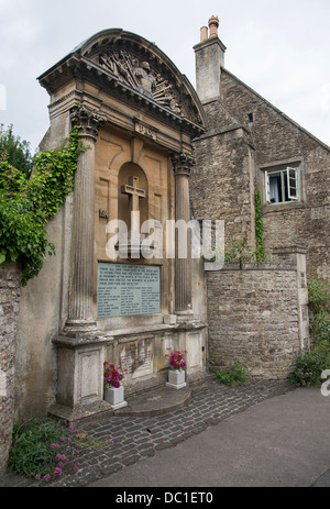 Un mémorial pour ceux qui ont été tués dans la Première Guerre mondiale qui sont venus depuis le village de Lacock, Wiltshire, Angleterre, Royaume-Uni. Banque D'Images