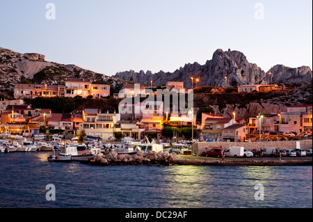 Vue sur les Calanques de Marseille le 30 juillet 2013. Les Calanques est un trimestre à l'extérieur de la ville, dans le 8ème arrondissement. Banque D'Images