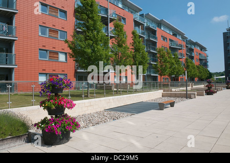 Des appartements modernes dans le quartier de front de mer, Ipswich, Suffolk, UK. Banque D'Images