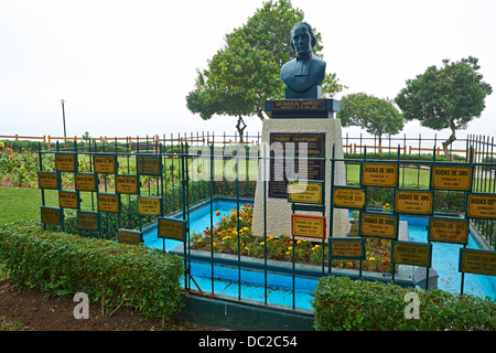 Plaque Champagnat Malecón Cisneros sur les falaises de Miraflores. Lima, Pérou. Banque D'Images