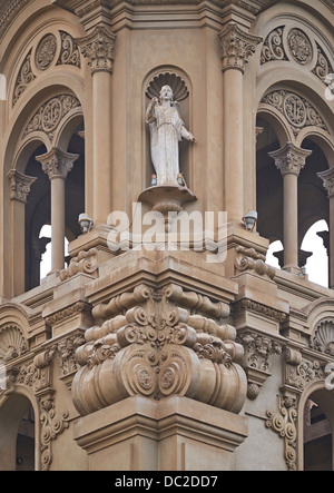 L'Église mère miraculeuse 'Virgin', quartier Miraflores de Lima au Pérou. Banque D'Images