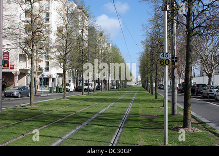 Orléans, France, voies de tram nouvellement installés Banque D'Images