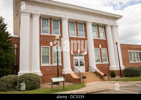 Le président Jimmy Carter à l'ancienne École des plaines le 6 mai 2013 dans les plaines, la Géorgie. Banque D'Images