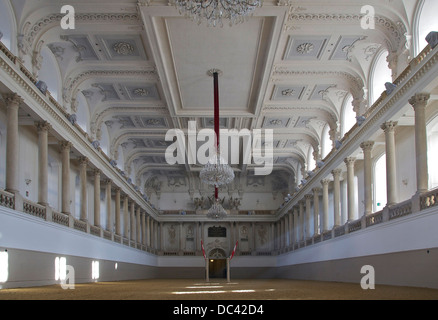 L'hiver à cheval manège de l'école espagnole d'équitation ('Spanische "Hofreitschule"') à Vienne, Autriche. Banque D'Images