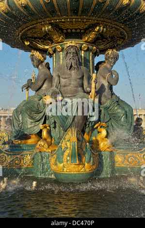 Fontaine des mers, place de la Concorde, Paris. Détail. Banque D'Images