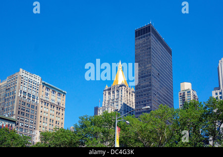 La New York Life Insurance Building à New York, avec sa tour d'or haut de page Banque D'Images