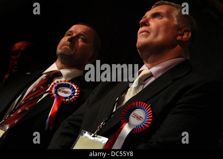 Les élections du Parlement européen dans le Nord Ouest résultats nuit à l'Hôtel de ville de Manchester. BNP partisans. Banque D'Images