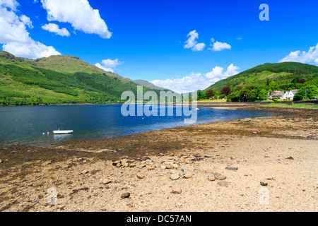 Paysage magnifique au Loch Long Argyll et Bute Ecosse Banque D'Images