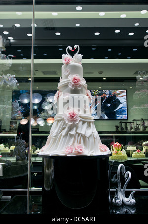 Gâteau de mariage dans Black Swan Luxury Cake Shop à Beijing, Chine Banque D'Images