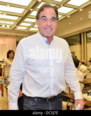 Oliver Stone, Aug 05, 2013 : Hiroshima, Japon : réalisateur Oliver Stone assiste à la "8ème conférence générale de Mayer pour la paix à Hiroshima, Japon, le 5 août 2013. Banque D'Images