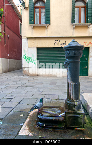 Venise Italie pittoresque inhabituelle vue des plus touristique dans le monde peut encore trouver un endroit secret caché Banque D'Images