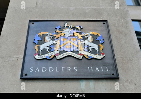 Saddlers Hall blason, City of London, Londres, Royaume-Uni. Banque D'Images