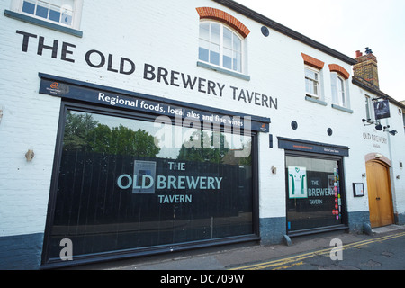 L'ancienne brasserie Taverne Stour Street Canterbury Kent UK Banque D'Images