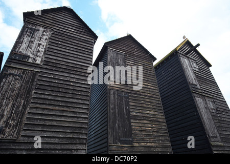 Boutiques net utilisé pour stocker les filets de pêche sur le Stade Rock-A-Nore Road Hastings Banque D'Images