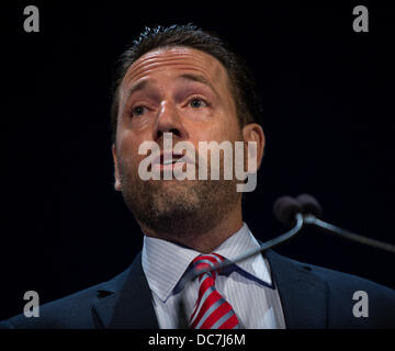 Ames, Iowa, USA. 10 août, 2013. JOE MILLER, candidat pour le Sénat américain en Alaska, s'adresse à la Direction de la famille sommet à Stephens Auditorium sur le campus de l'Université d'Iowa. Le Sommet les haut-parleurs politiquement conservateur discourir sur des questions d'intérêt pour la base républicaine. Crédit : Brian Cahn/ZUMAPRESS.com/Alamy Live News Banque D'Images