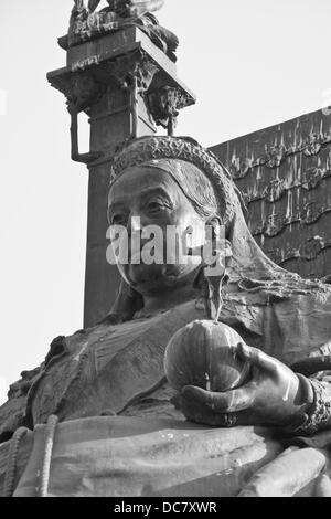 Détail de la Jubilé bronze Monument situé en face du Victoria Memorial à Kolkata/Calcutta, Inde Banque D'Images