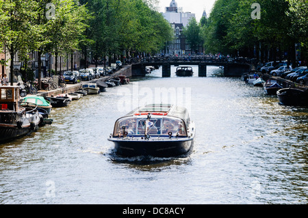 Péniche à Amsterdam Banque D'Images