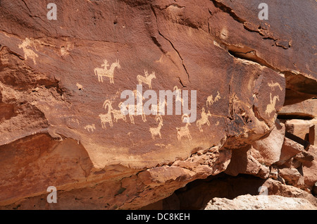 Wolfe Ranch petroglyph panel - Native American Indian art rupestre, Arches National Park, Utah, USA Banque D'Images