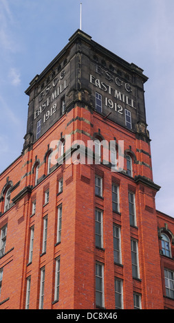 Belper Strutt North Mill, pris sur un jours d'été. Banque D'Images