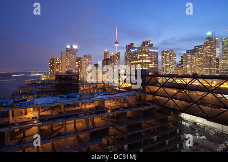 Vue sur le centre-ville de Pier 27, Toronto, Ontario, Canada. Banque D'Images