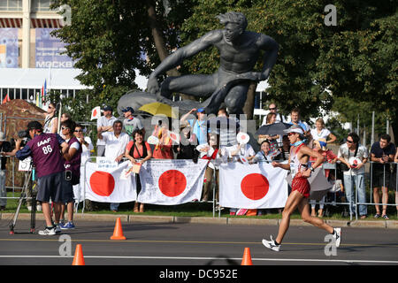 Moscou, Russie. 11 août 2013. Yusuke Suzuki du Japon est en compétition dans l'épreuve du 20km marche à la 14e Championnats du monde d'athlétisme 2013 à Moscou, Russie. Credit : Takashi Okui/AFLO/Alamy Live News Banque D'Images