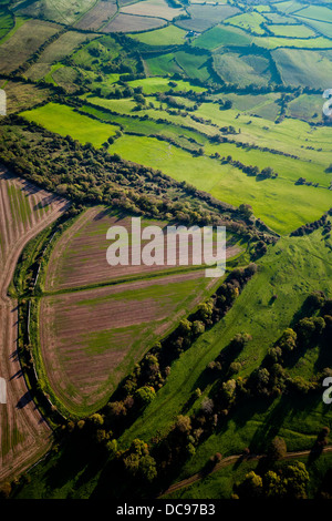 Vue aérienne des terres agricoles dans la région de Somerset, Royaume-Uni. Banque D'Images