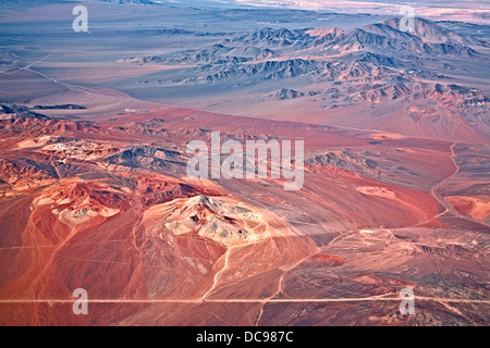 Vue aérienne de volcans au désert d'Atacama, Chili Banque D'Images