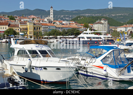 Port de Crikvenica, golfe de Kvarner, Croatie Banque D'Images
