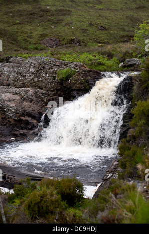 Chutes d'eau près de Fain Bridge Dundonnell Ecosse Banque D'Images