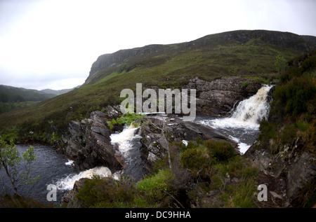 Chutes d'eau près de Fain Bridge Dundonnell Ecosse Banque D'Images