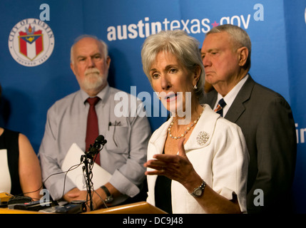 Le Secrétaire de la Santé et des Services sociaux, Kathleen Sebelius, a rencontré à Austin au Texas, pour discuter de la Loi sur les soins abordables Banque D'Images