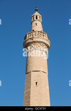 Décorées de stuc minaret de Na'dans la mosquée de vendredi, l'Iran Banque D'Images