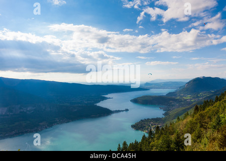 Vue sur le lac d'Annecy depuis le Col du Mollendruz Banque D'Images