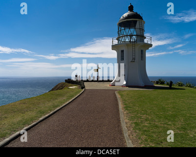 Dh du cap Reinga Lighthouse CAPE REINGA NÉO-ZÉLANDAIS touristes affichage Mer de Tasman Océan Pacifique sud péninsule aupouri Banque D'Images