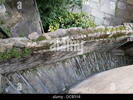 Marches de pierre d'escalier entre les maisons, Italie Banque D'Images