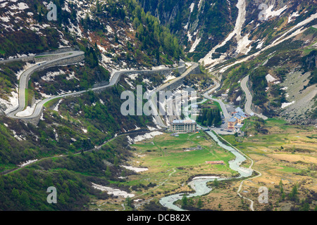 Épingle à la Furka et Grimsel pass dans les Alpes suisses, près de Gletsch Banque D'Images