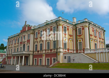 Le Palais Kadriorg dans parc Kadrioru dans quartier de Kadriorg Tallinn Estonie les Pays Baltes Europe Banque D'Images