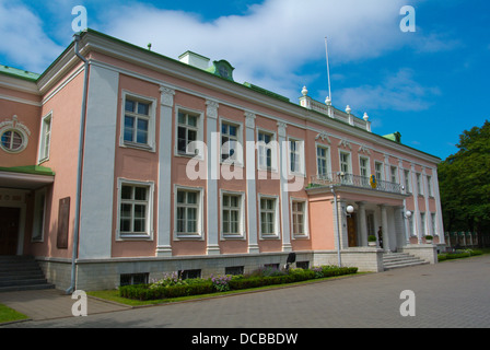 Palais présidentiel parc Kadrioru dans quartier de Kadriorg Tallinn Estonie les Pays Baltes Europe Banque D'Images