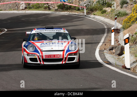 Xevi Pons et Alex Haro en compétition dans l'ERC Rally Islas Canarias, à Gran Canaria. Banque D'Images