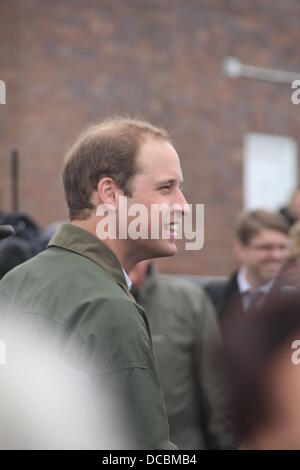 L''Anglesey, au Pays de Galles, Royaume-Uni. 14Th Aug 2013. Le Prince William à la rencontre du public au salon de l'Agriculture d'Anglesey dans le Nord du Pays de Galles, UK © Gari Banque D'Images